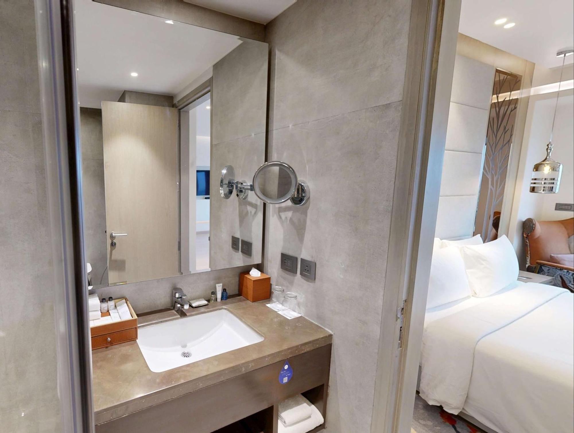 Radisson Blu Towers Kaushambi Delhi Ncr Hotel Ghaziabad Buitenkant foto